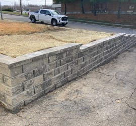 hardscaping-retaining-wall-design-and-installation-Kansas-City