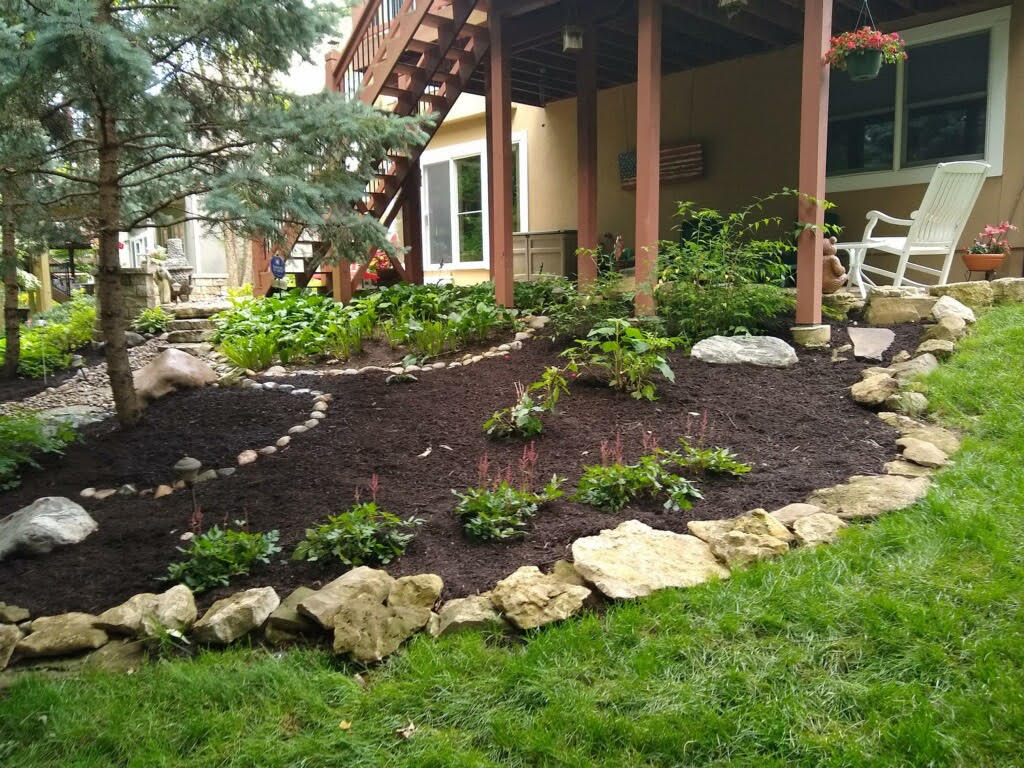 outdoor-living-space-hardscaping-Kansas-City